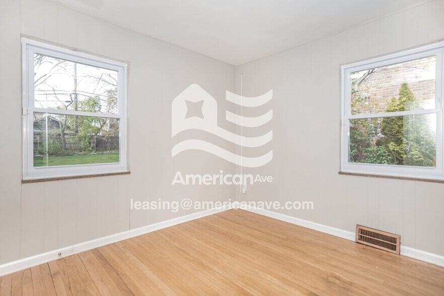 Building Photo - 100 Spokane Dr