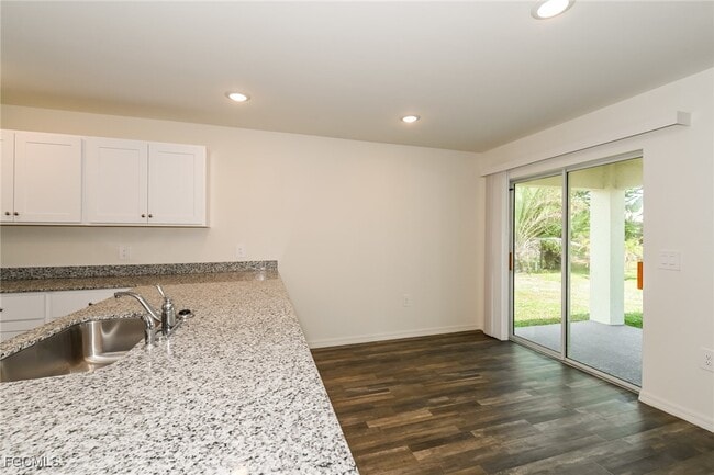 Building Photo - 3615 Caloosa Pkwy