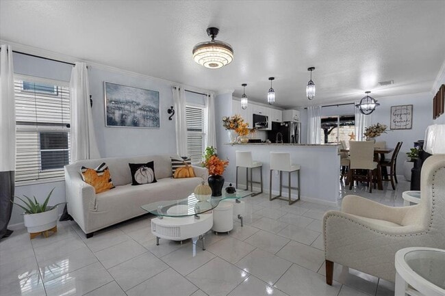 Building Photo - 8824 Southwick Dr