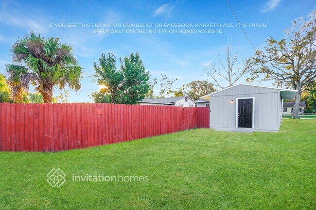 Building Photo - 4535 Emerson Ave S