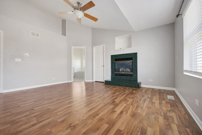 Building Photo - 540 Kennedy St