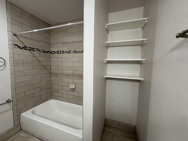 Building Photo - 15209 Cruiser St