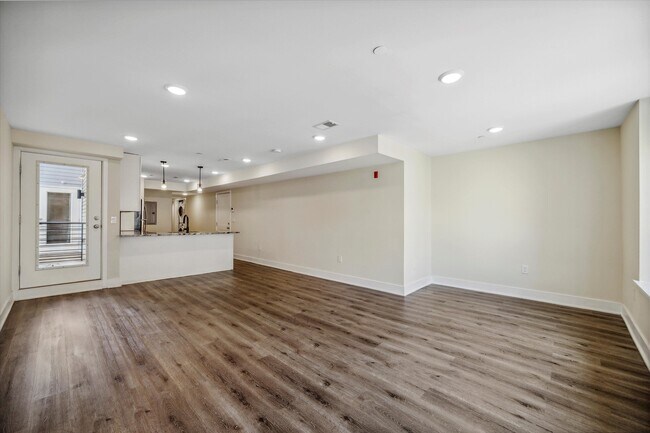 Building Photo - 1804 W Berks St