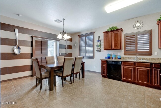 Building Photo - 13240 Emerald River St