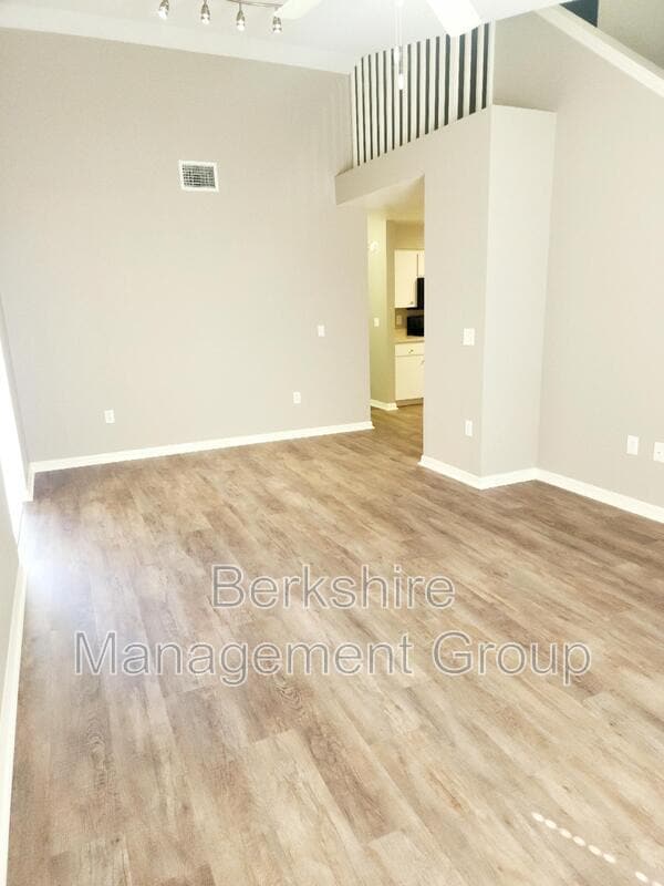 Building Photo - 1134 Pogonia Dr