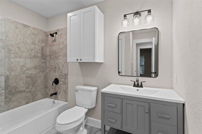 Building Photo - 3319 Laurel Fork Dr