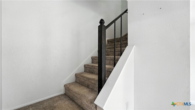 Building Photo - 1024 Mission Dr