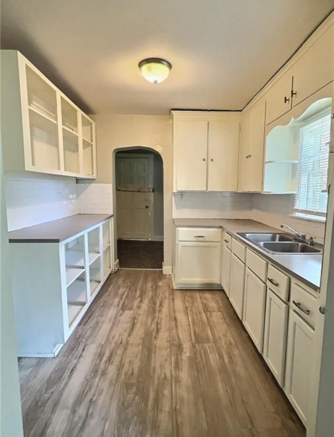 Building Photo - 8409 Park Ave