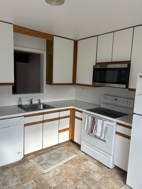 Building Photo - 347 Green Rock