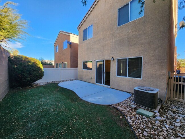 Building Photo - Lovely 3-Bedroom Home in a cul-de-sac