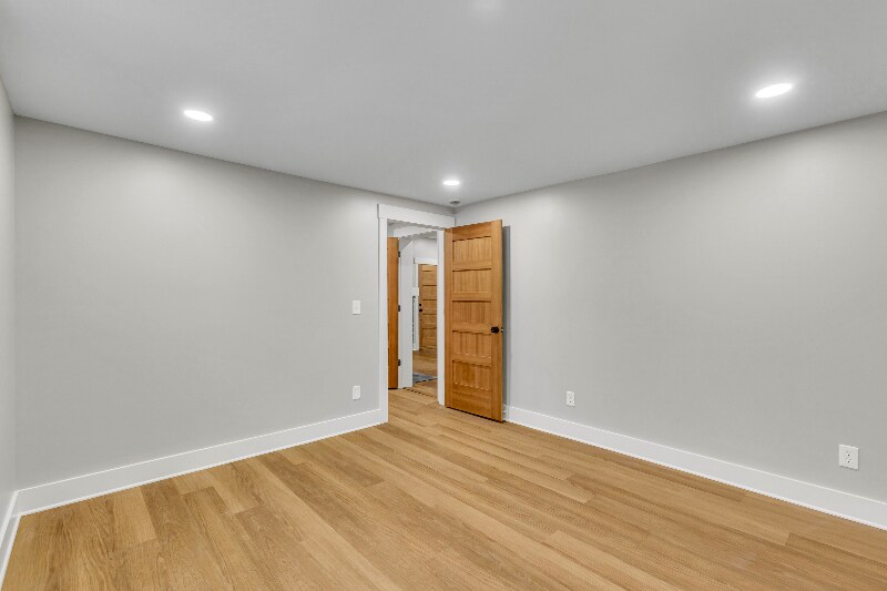 Building Photo - 1323 Seiler Ave