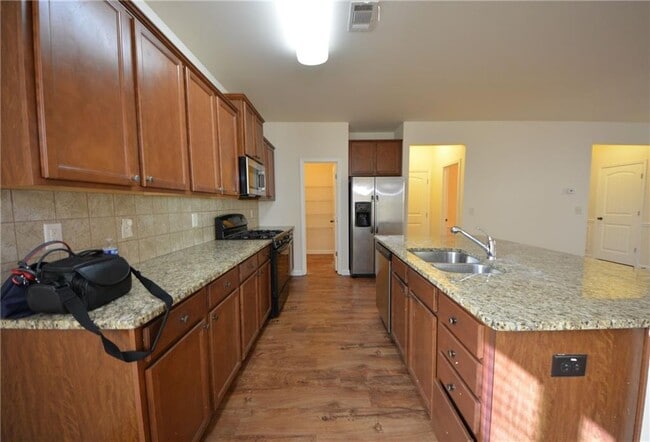 Building Photo - 2119 Baywood Tree Ln SW