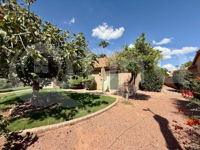 Building Photo - 1625 W Gunstock Loop