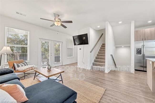 Building Photo - 1768 S Razorback Rd