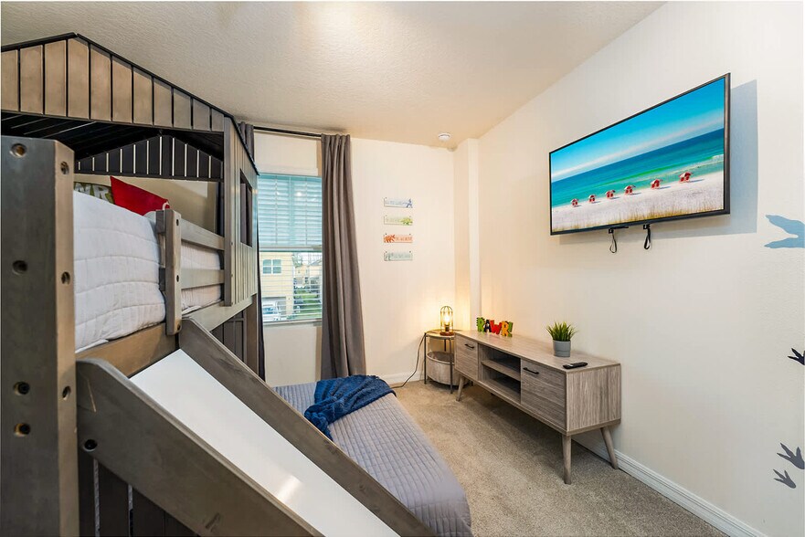 Building Photo - 1566 Mermaid Cv Wy