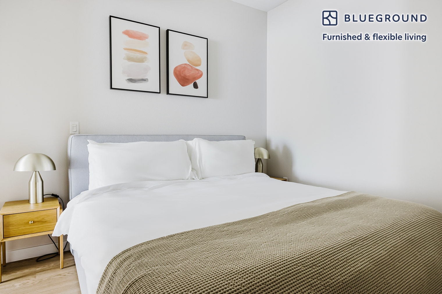 Building Photo - 200 Mesnager St