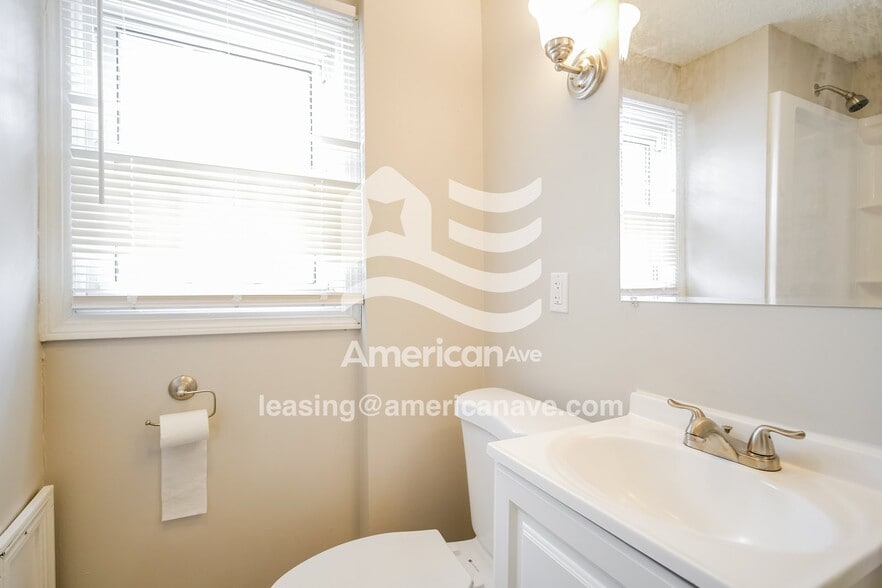 Building Photo - 1055 Orlando Ave