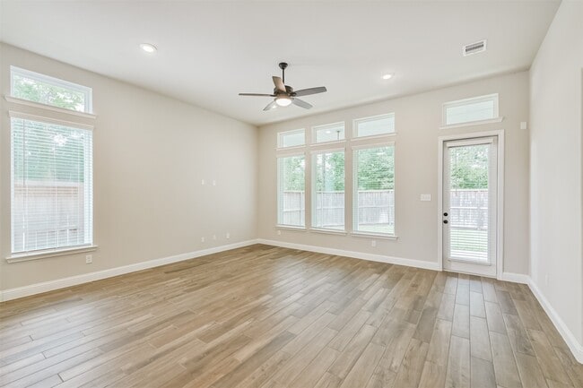 Building Photo - 16615 Tranquility Grove Dr