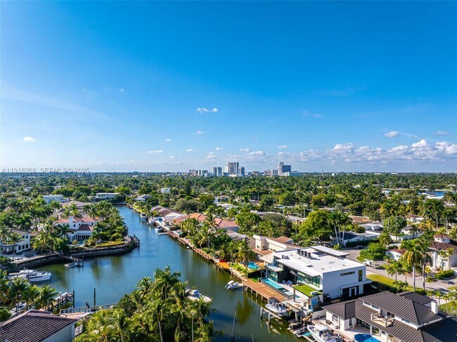 Building Photo - 1102 Washington St