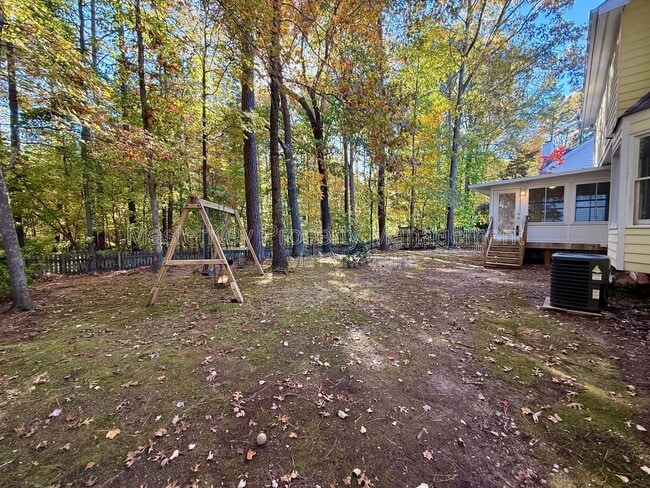 Building Photo - 306 Cary Pines Dr