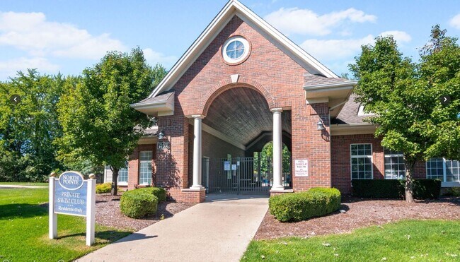 Club house - 51870 Adler Park Dr E