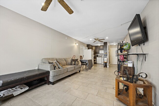 Building Photo - 1251 University Ct