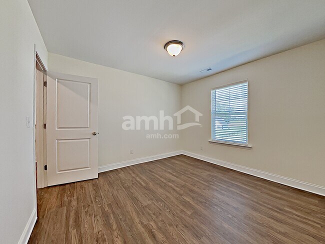 Building Photo - 169 Havenbrook Dr