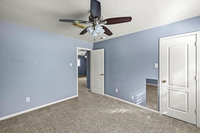 Building Photo - 158 Bristol Bend Ln