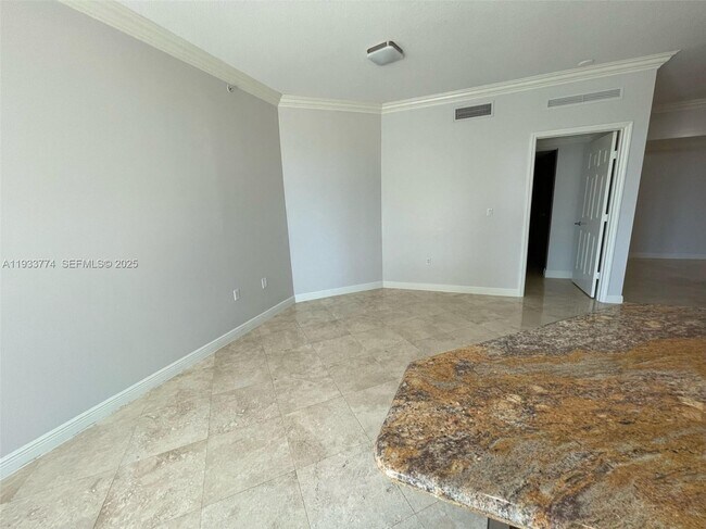 Building Photo - 1755 E Hallandale Beach Blvd