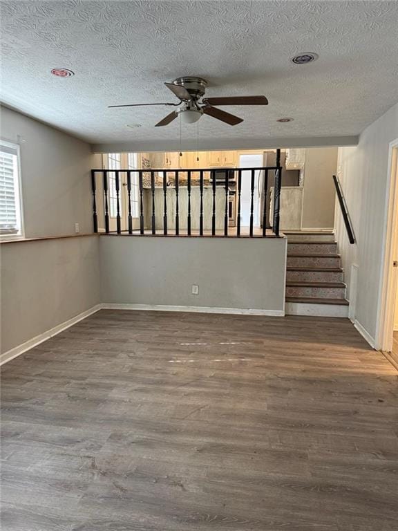 Building Photo - 180 Farm Ln