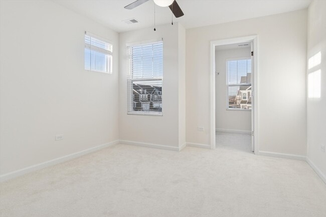 Building Photo - 24507 W Kroll Dr