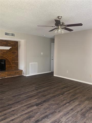 Building Photo - 5060 Walker Dr