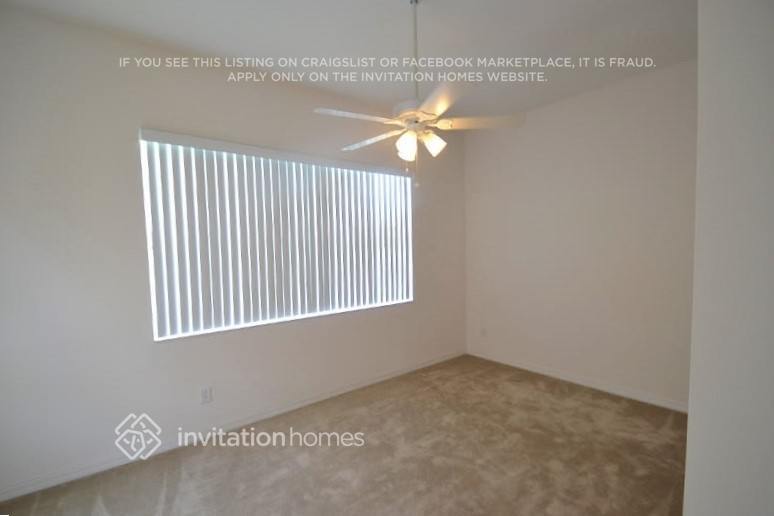 Building Photo - 5407 Lexington Dr