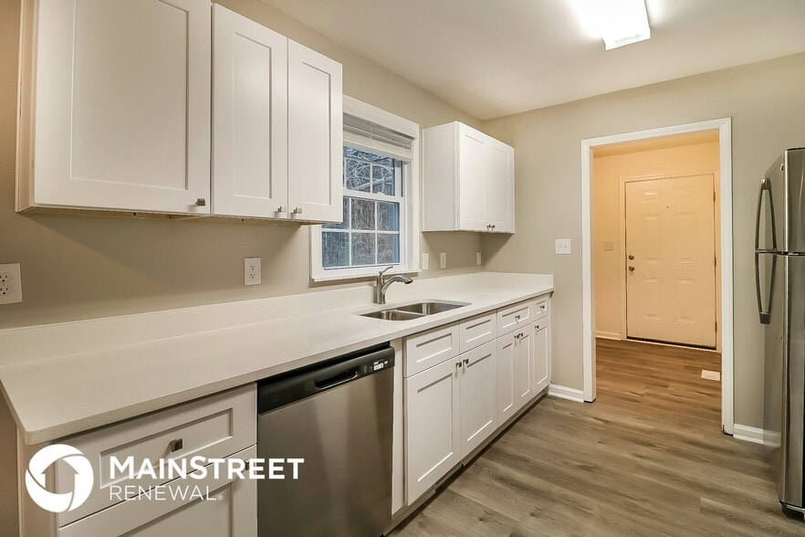 Building Photo - 109 Oak Park Dr