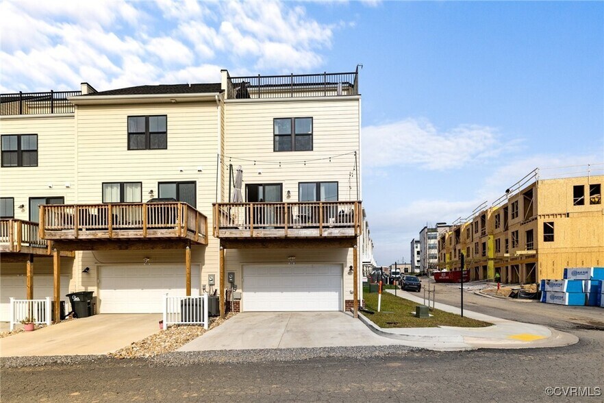 Building Photo - 515 Munson Woods Walk
