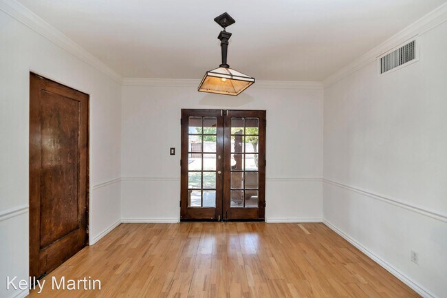 Building Photo - 2 br, 1 bath House - 315 W. Virginia Ave