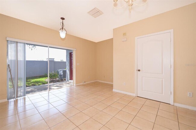 Building Photo - 10918 Savannah Wood Ct