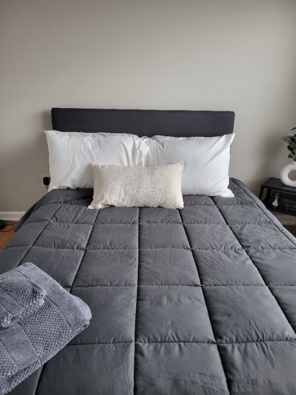 Building Photo - 1 Campau Farms Cir