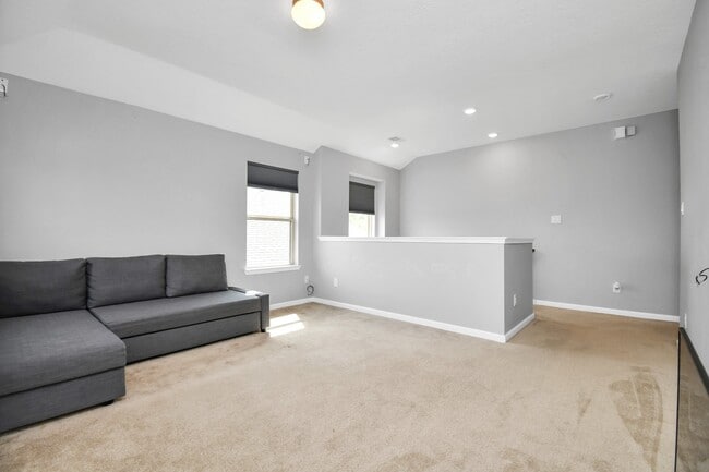 Building Photo - 14018 Harmony Ridge Trl