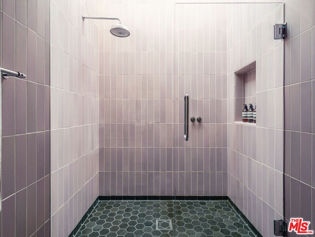 Building Photo - 15515 Via De Las Olas Via