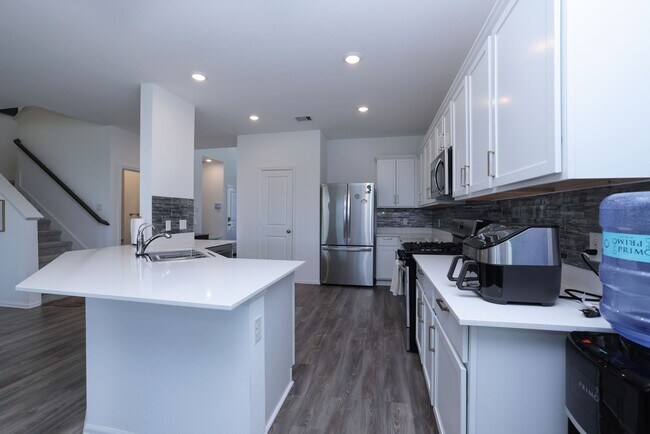 Building Photo - 12332 Derby Royal Dr
