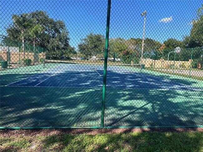 Building Photo - 7535 Sugar Bend Dr