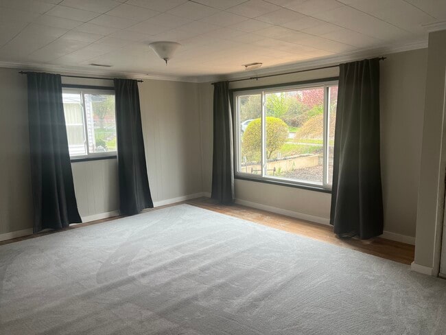 Building Photo - 7934 18th Ave SW