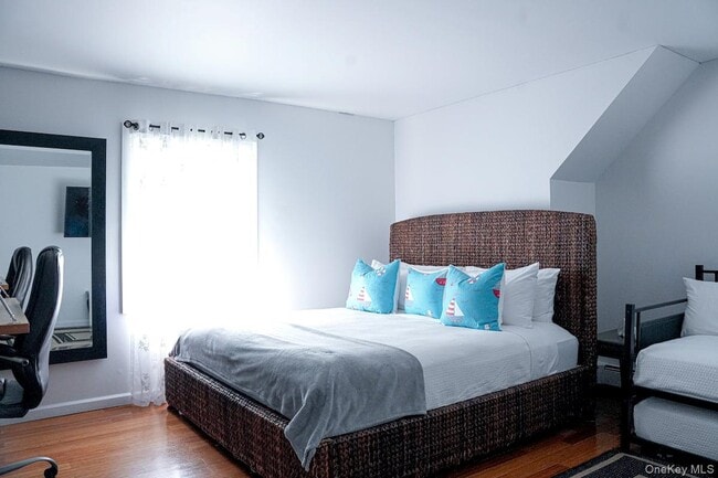 Building Photo - 45 Bellows Terrace