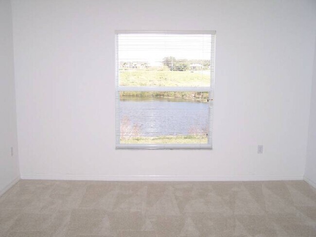 Building Photo - 7093 Chatum Light Run