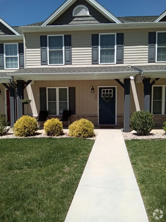 Building Photo - Tavern Grove Subdivision - 3BR, 3BA TH