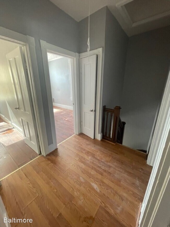 Building Photo - 4 br, 1.5 bath House - 5237 Linden Heights...