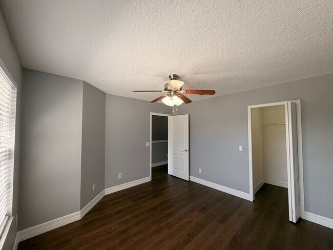 Building Photo - 4BR/2.5BA Home in Hunters Creek – Palma Vista Community – Available Now!
