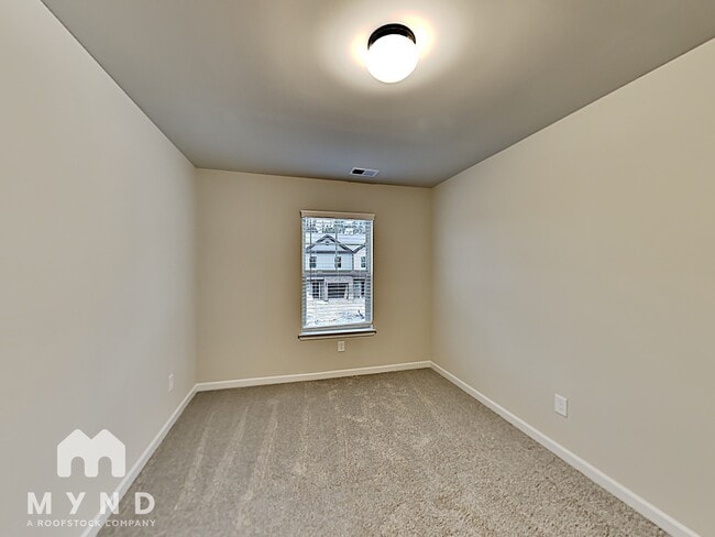 Building Photo - 6066 Oak Bend Ct