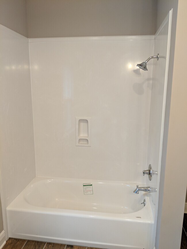 Building Photo - 4508 Washington Ave